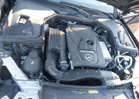 2019 Mercedes-Benz E 300 z USA, uszkodzony, nr VIN WDDZF4JB2KA546587